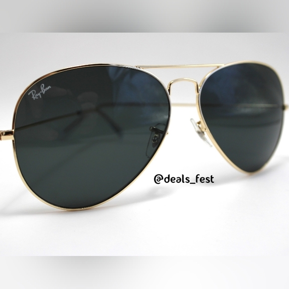 Model Display RayBan Aviator Black Lenses Gold Frame RB3025 main image 5